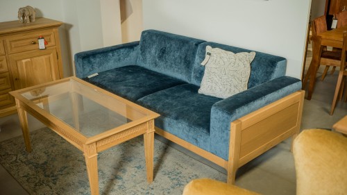 0064 3603 stolik.jpg